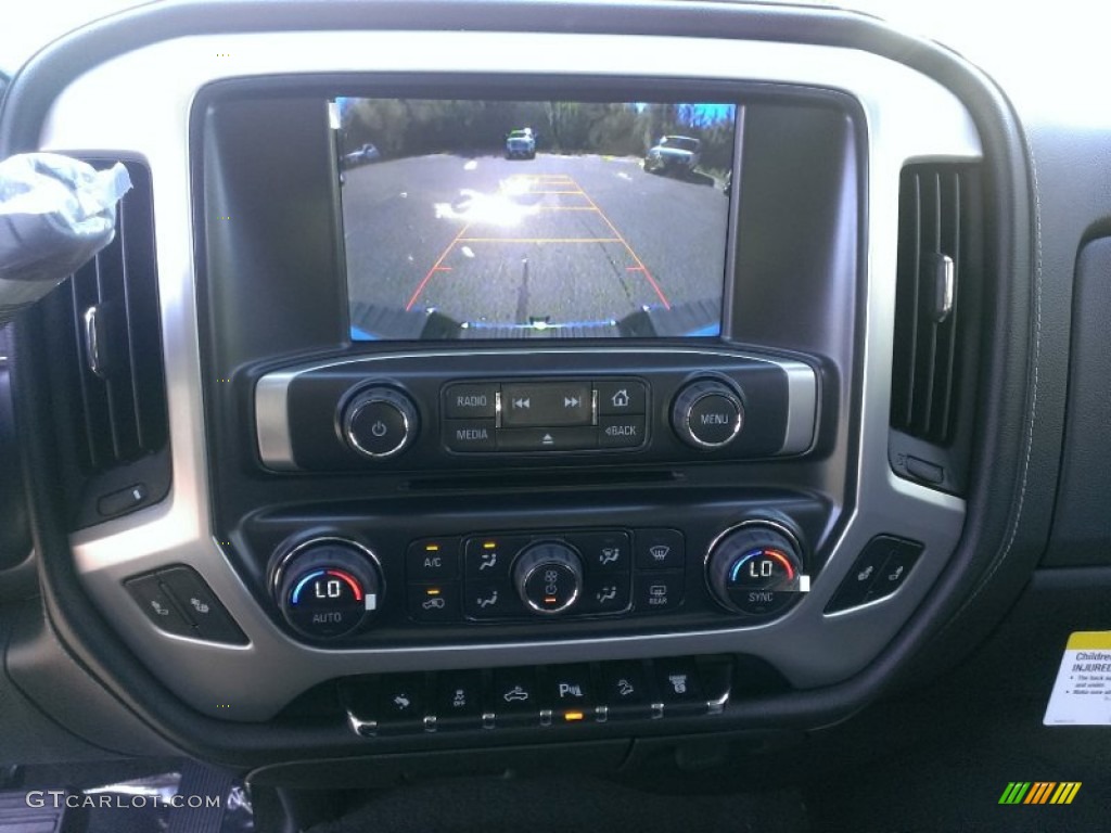 2015 GMC Sierra 3500HD SLT Crew Cab 4x4 Controls Photo #97718454