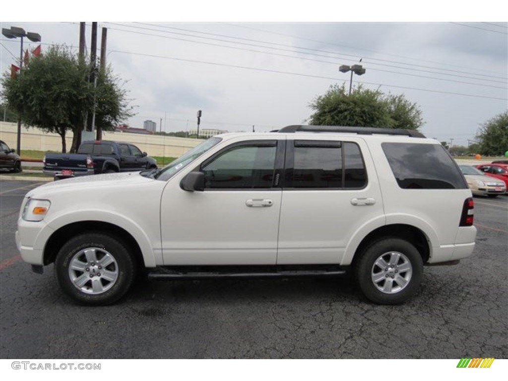 White Suede 2009 Ford Explorer XLT Exterior Photo #97721968