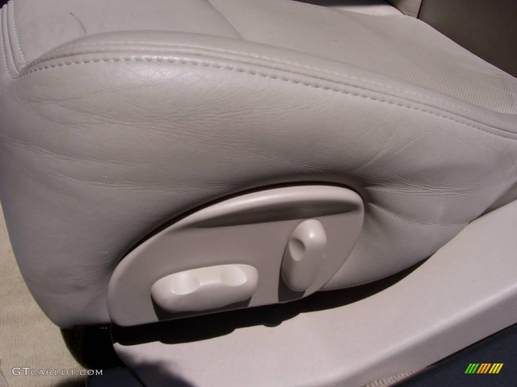 2005 CTS Sedan - Blue Chip / Light Neutral photo #3