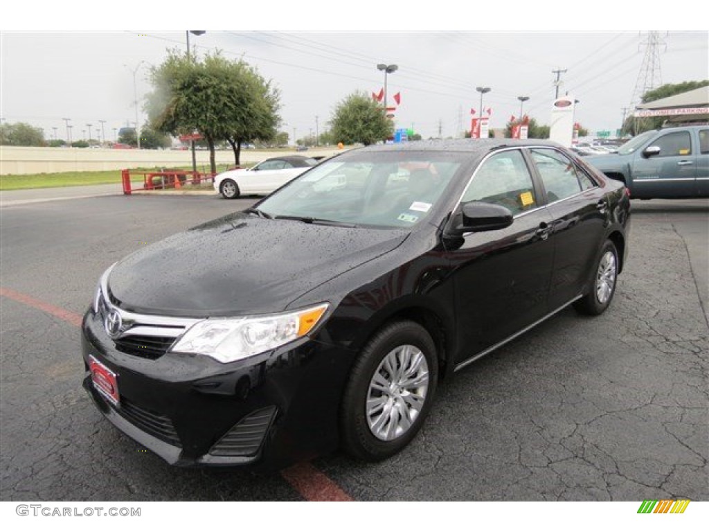 2014 Camry L - Attitude Black Metallic / Ivory photo #3