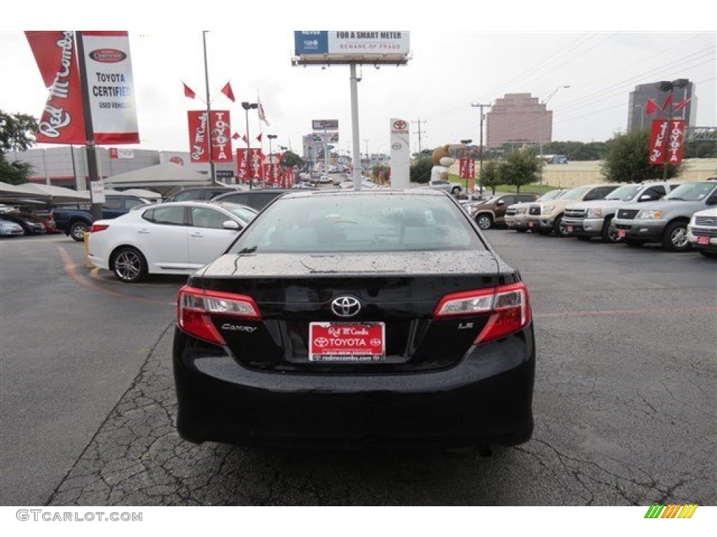 2014 Camry L - Attitude Black Metallic / Ivory photo #6