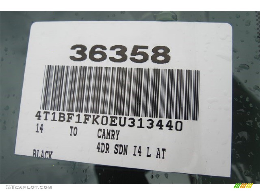2014 Camry L - Attitude Black Metallic / Ivory photo #18