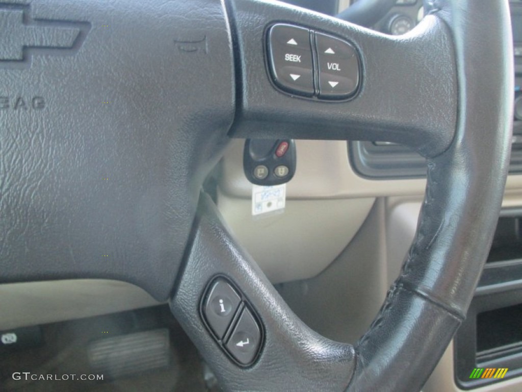 2005 Tahoe LT 4x4 - Summit White / Tan/Neutral photo #11