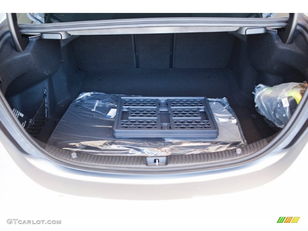 2015 Mercedes-Benz C 300 4Matic Trunk Photos