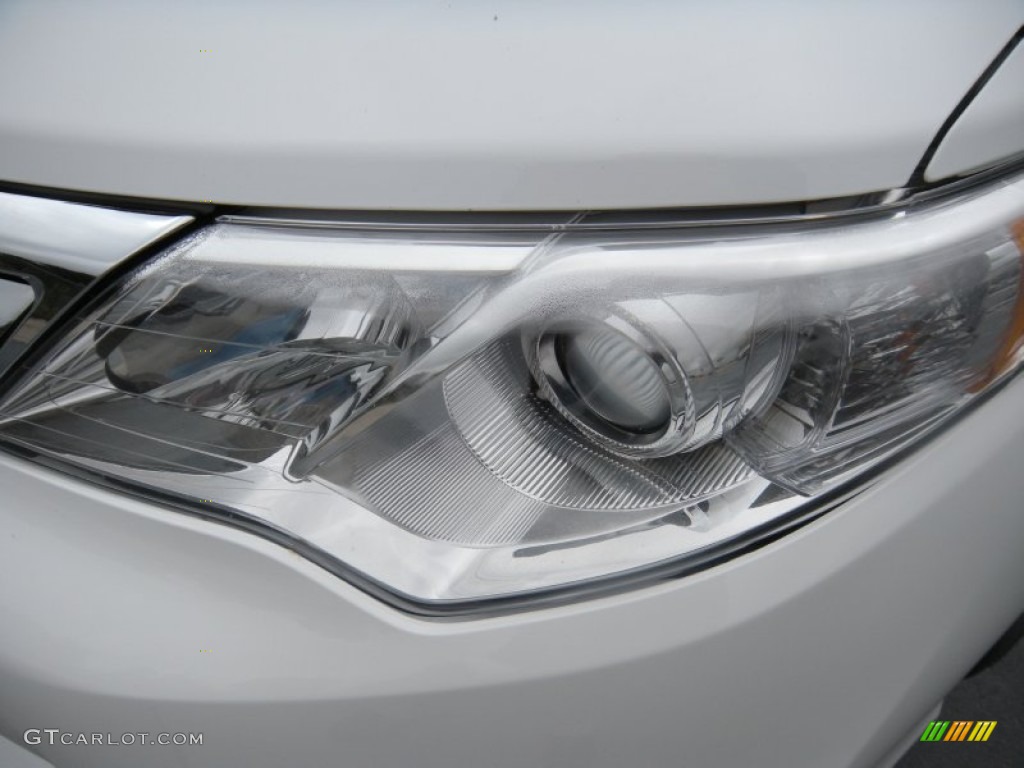 2014 Camry LE - Super White / Ivory photo #6