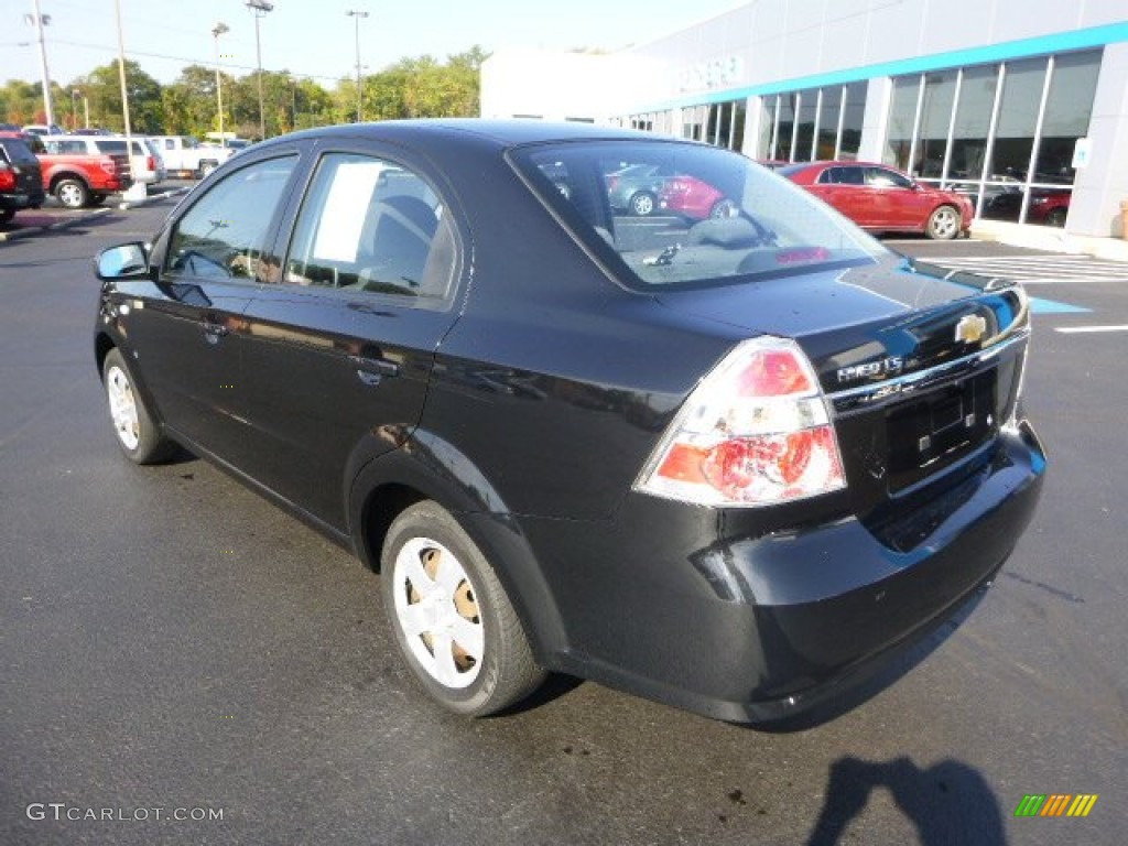 2008 Aveo LS Sedan - Black / Charcoal photo #3