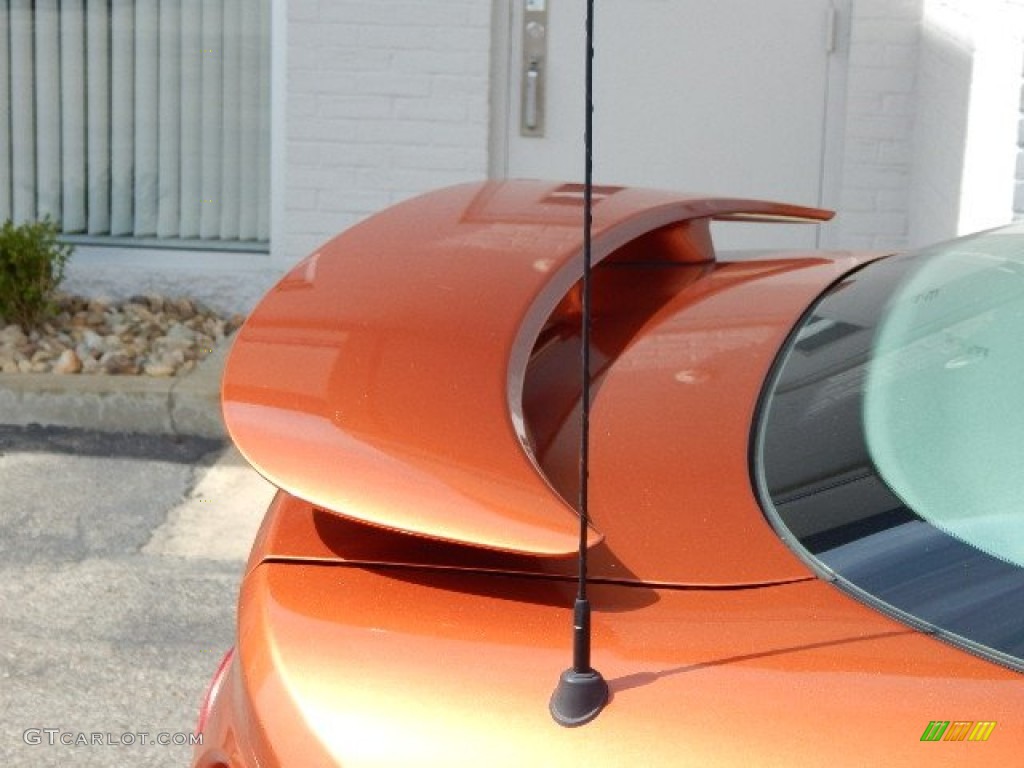 2007 Cobalt LS Coupe - Sunburst Orange Metallic / Gray photo #4