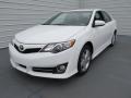 Super White - Camry SE Photo No. 7