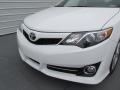 Super White - Camry SE Photo No. 10