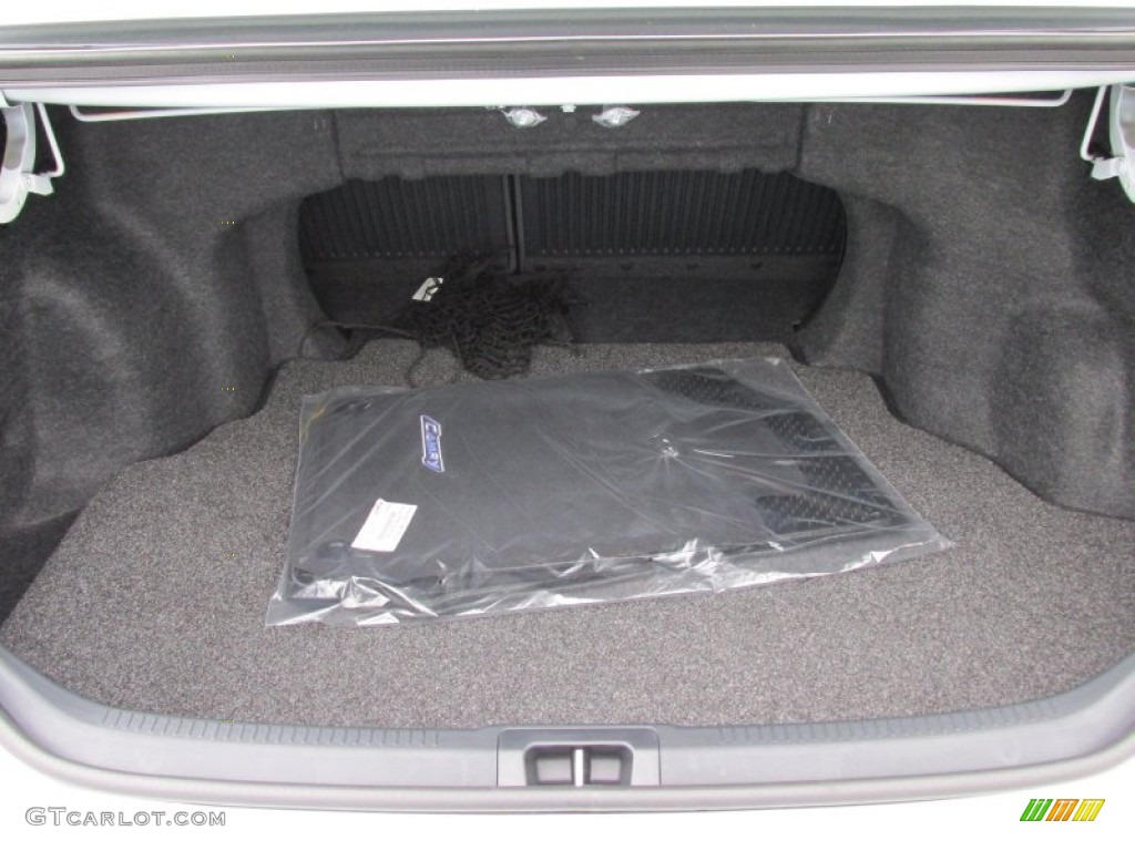 2014 Camry SE - Super White / Black/Ash photo #16