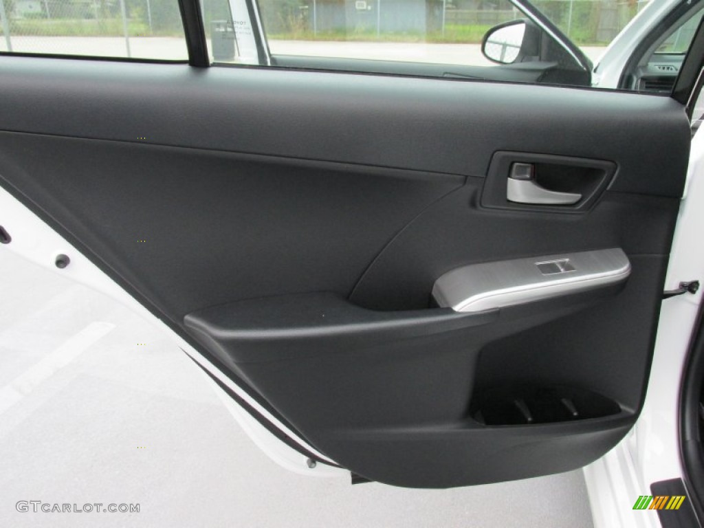 2014 Camry SE - Super White / Black/Ash photo #19