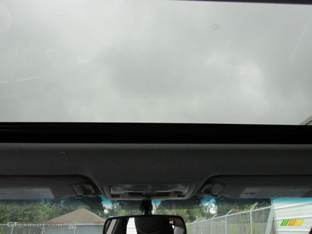 2014 Camry SE - Super White / Black/Ash photo #25