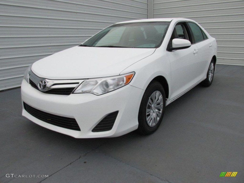 2014 Camry LE - Super White / Ash photo #7