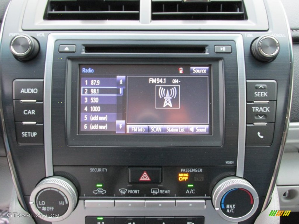 2014 Camry LE - Super White / Ash photo #27