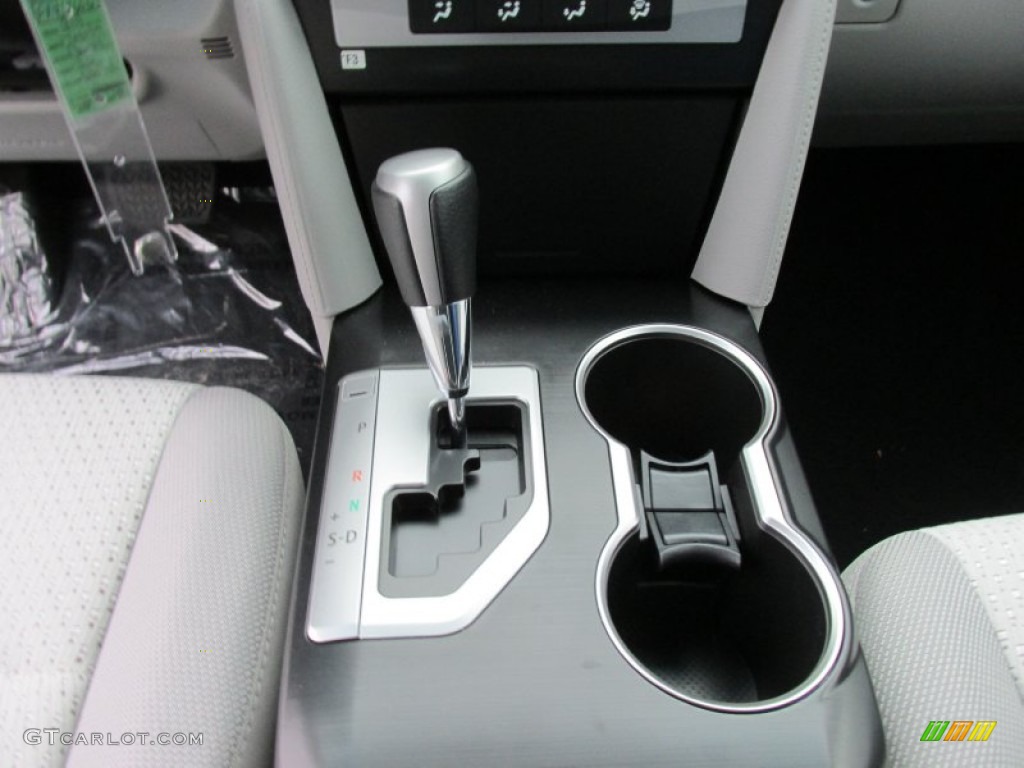 2014 Camry LE - Super White / Ash photo #29