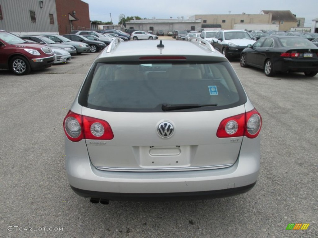 2009 Passat Komfort Wagon - White Gold Metallic / Cornsilk Beige photo #10