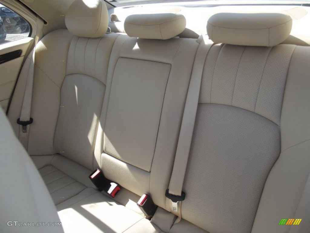 2006 C 350 Luxury - Alabaster White / Ash photo #8
