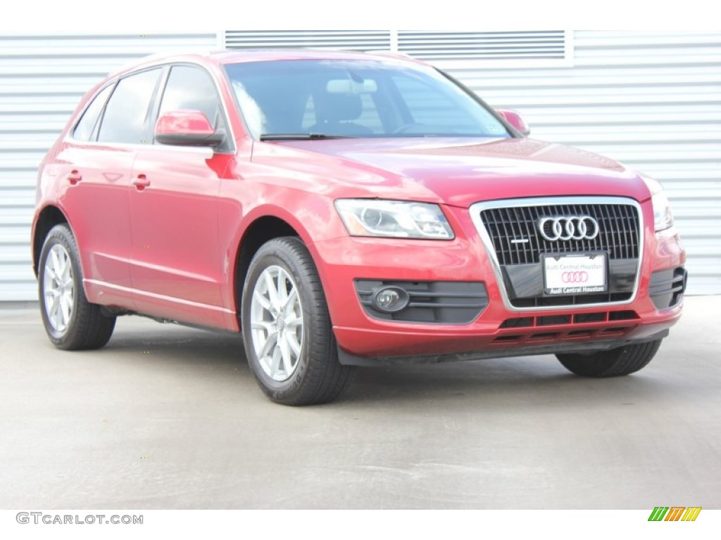 2010 Q5 3.2 quattro - Garnet Red Pearl Effect / Black photo #1