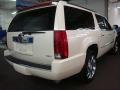 White Diamond - Escalade ESV AWD Photo No. 5