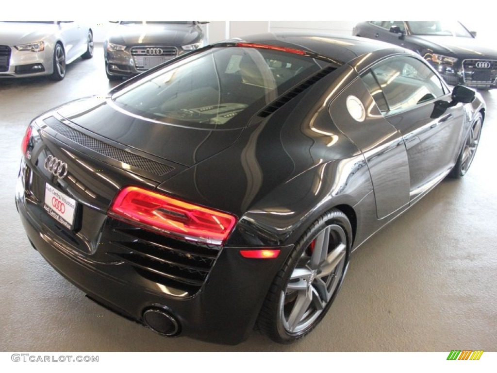 2015 R8 V8 - Phantom Black Pearl / Black photo #8