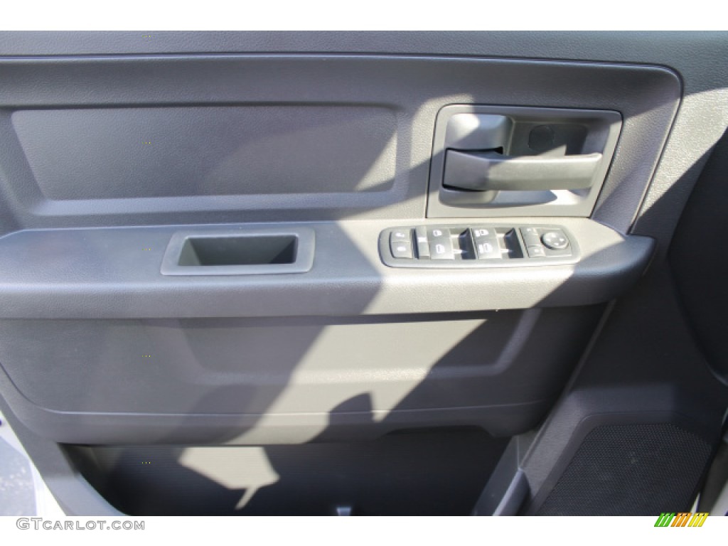 2012 Ram 1500 ST Quad Cab 4x4 - Bright Silver Metallic / Dark Slate Gray/Medium Graystone photo #15