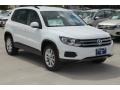 Pure White - Tiguan SE Photo No. 1