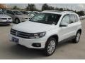 Pure White - Tiguan SE Photo No. 3