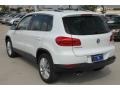 Pure White - Tiguan SE Photo No. 6