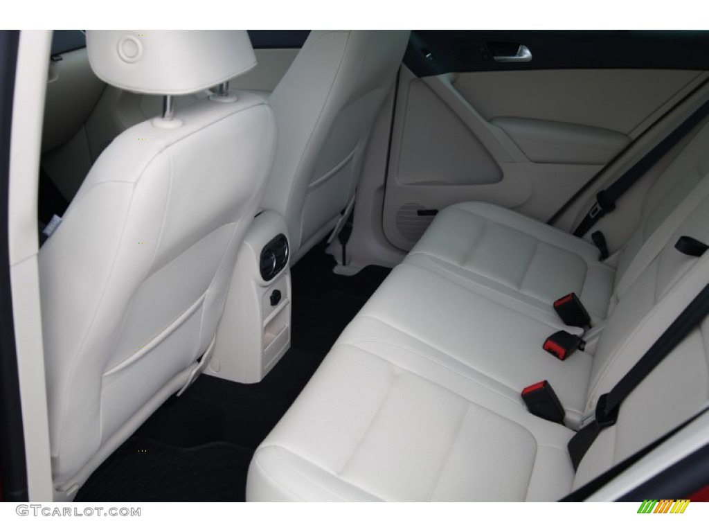 2015 Tiguan SEL - Wild Cherry Metallic / Sandstone photo #22