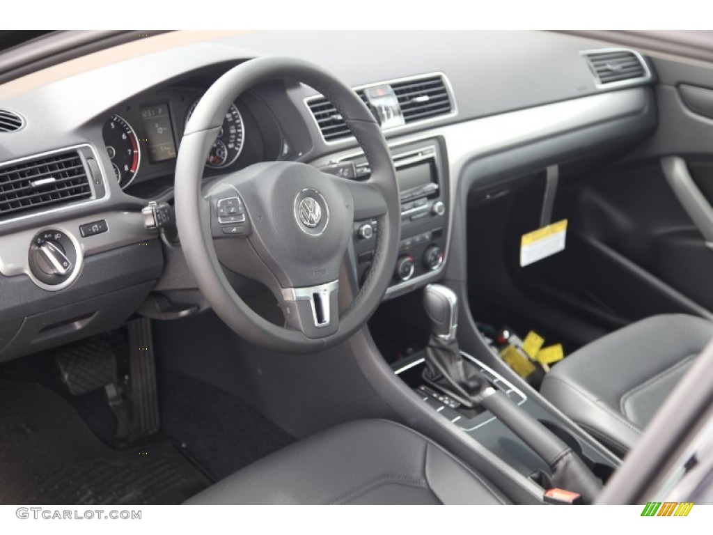 Titan Black Interior 2015 Volkswagen Passat Wolfsburg Edition Sedan Photo #97759403