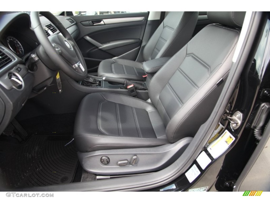 2015 Volkswagen Passat Wolfsburg Edition Sedan Front Seat Photo #97759421
