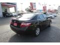 Black - Camry LE Photo No. 7