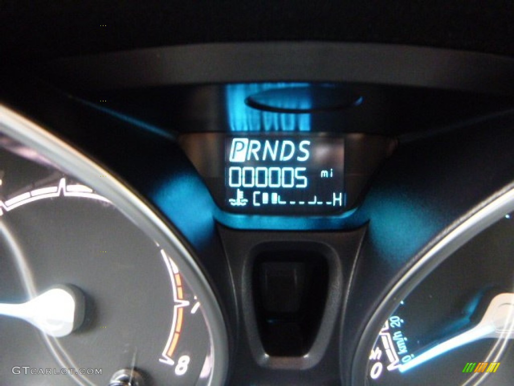 2015 Fiesta SE Sedan - Perfomance Blue / Charcoal Black photo #15