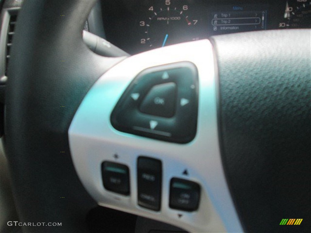 2015 Explorer FWD - Ingot Silver / Medium Light Stone photo #29