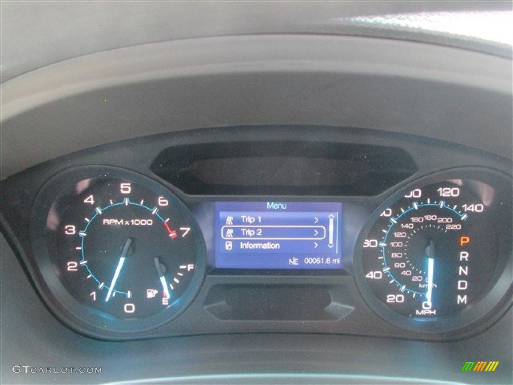 2015 Explorer FWD - Ingot Silver / Medium Light Stone photo #32