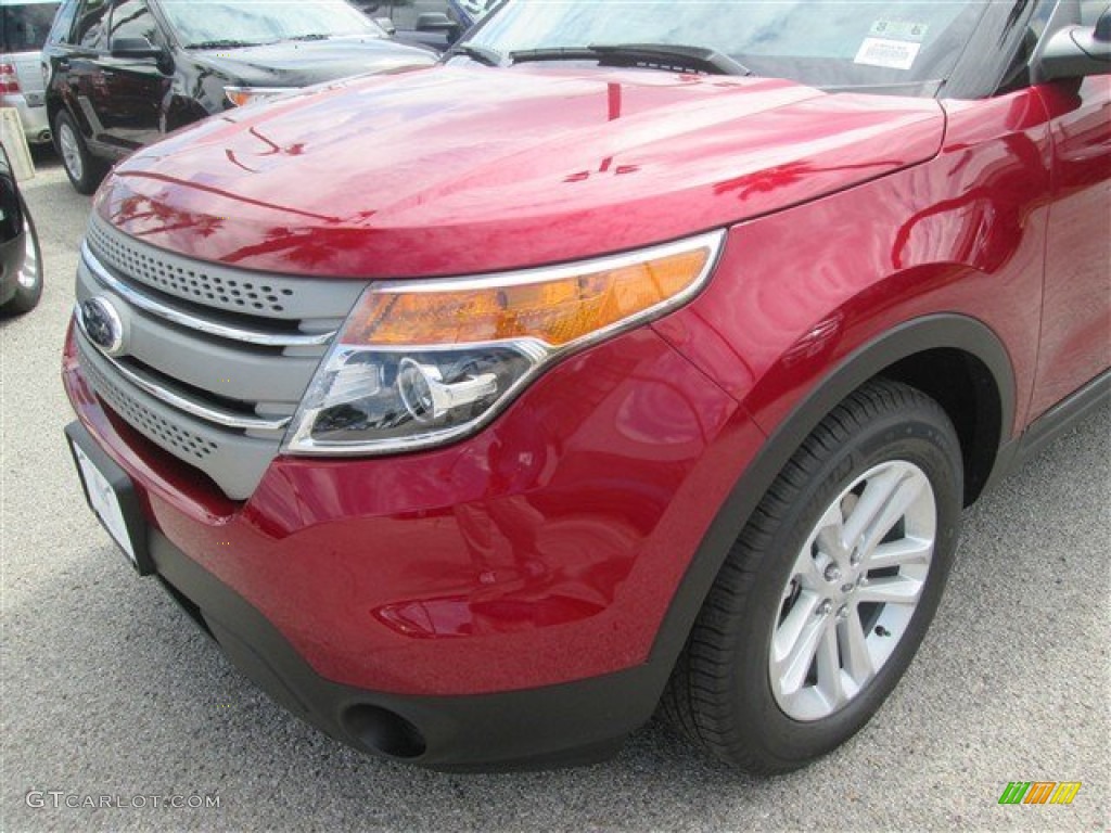 2015 Explorer FWD - Ruby Red / Medium Light Stone photo #33