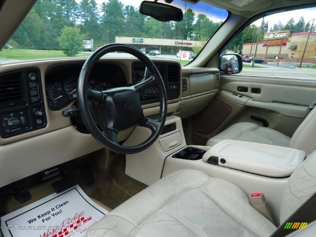2002 Tahoe LT 4x4 - Indigo Blue Metallic / Tan/Neutral photo #9