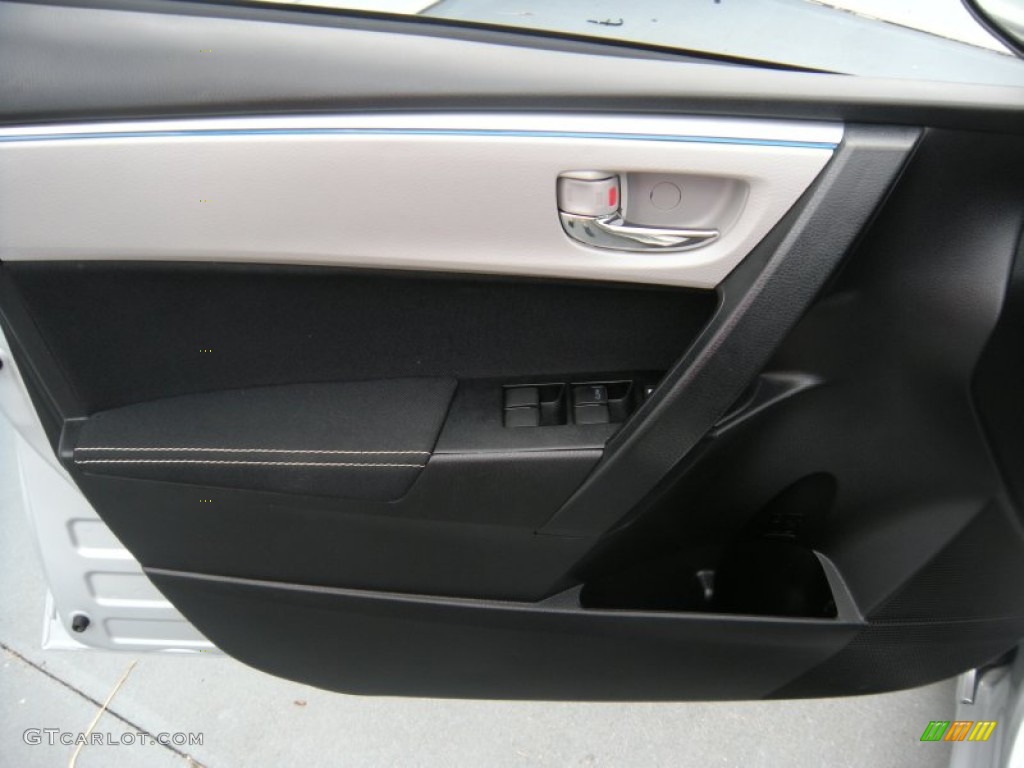 2014 Corolla L - Classic Silver Metallic / Steel Blue photo #33