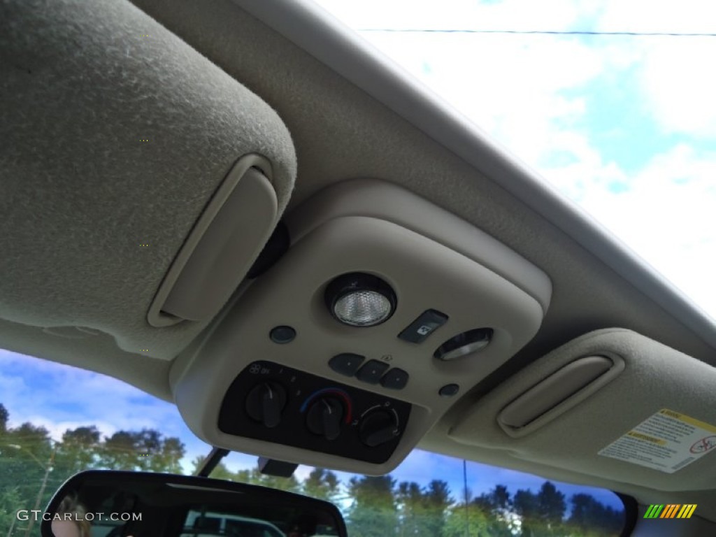2002 Tahoe LT 4x4 - Indigo Blue Metallic / Tan/Neutral photo #16