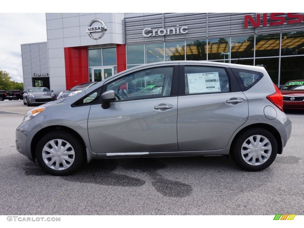 2015 Versa Note S Plus - Magnetic Gray / Charcoal photo #2