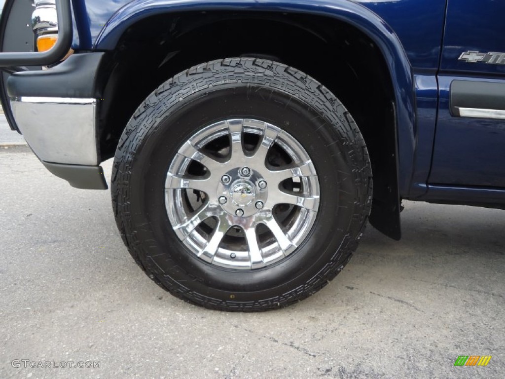 2002 Tahoe LT 4x4 - Indigo Blue Metallic / Tan/Neutral photo #30