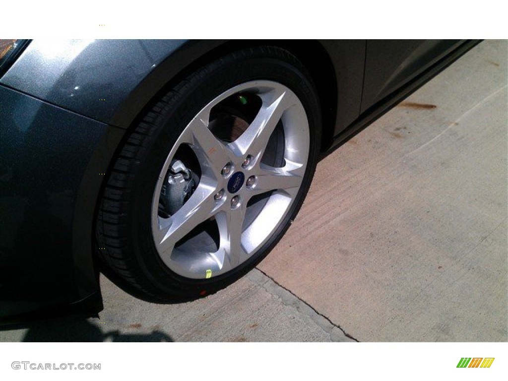 2014 Focus Titanium Hatchback - Sterling Gray / Charcoal Black photo #34