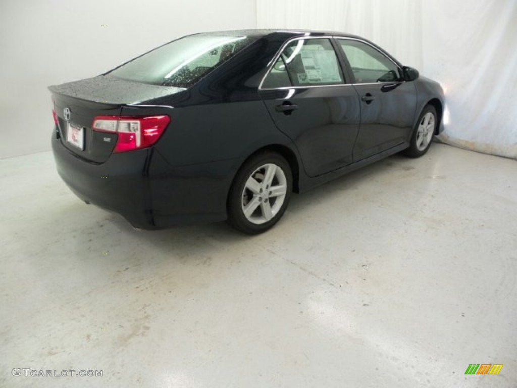 2014 Camry SE - Cosmic Gray Metallic / Black/Ash photo #11