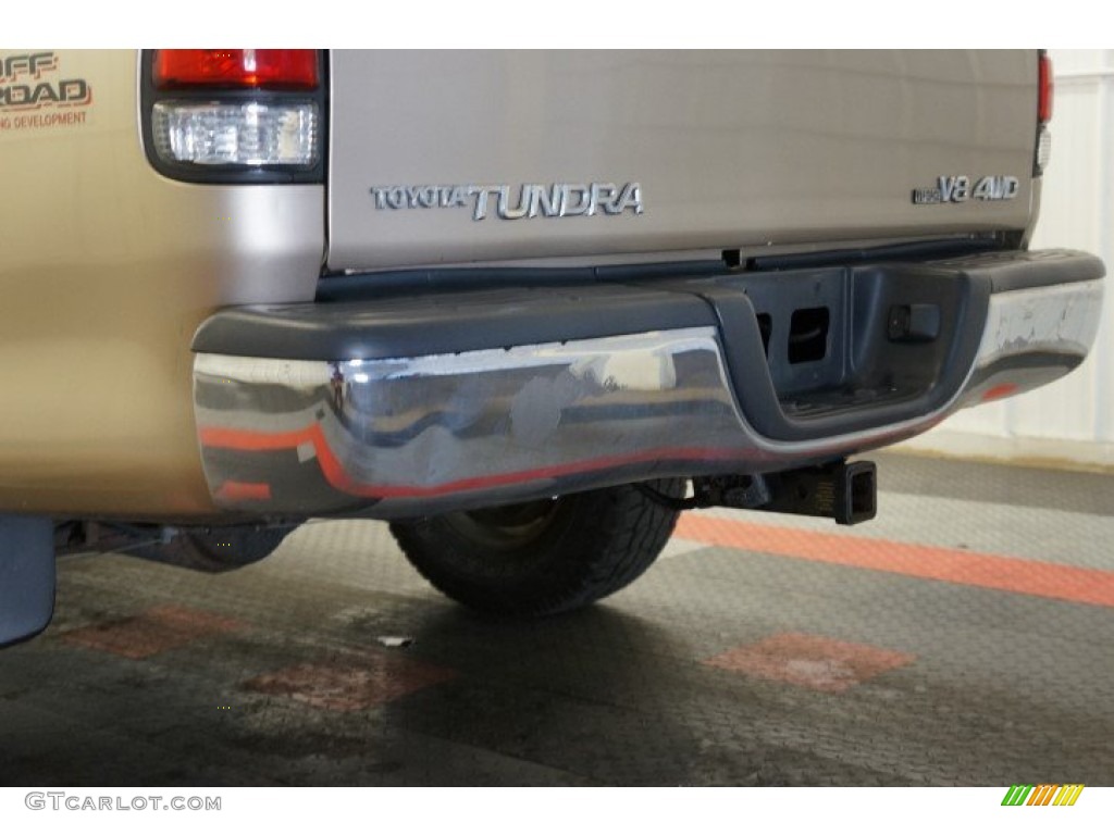2002 Tundra SR5 Access Cab 4x4 - Desert Sand / Oak photo #51
