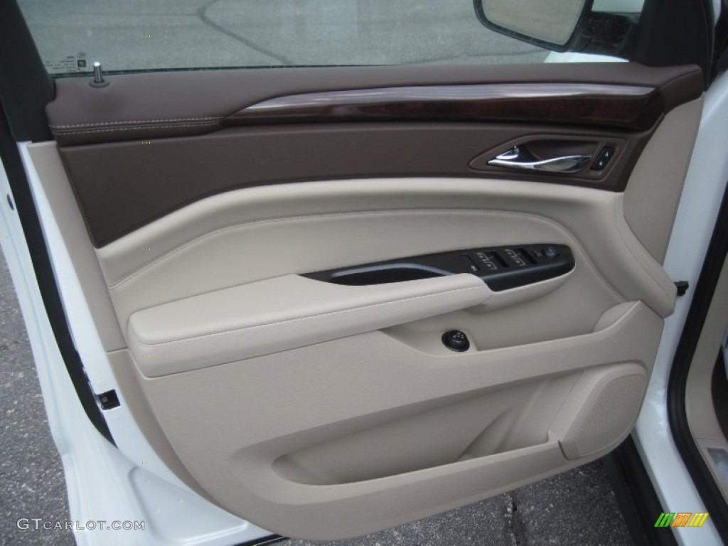 2015 Cadillac SRX Performance Door Panel Photos