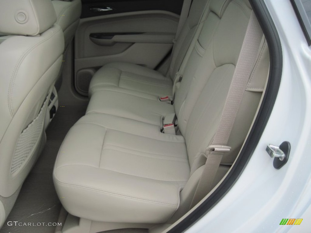 2015 Cadillac SRX Premium AWD Rear Seat Photos