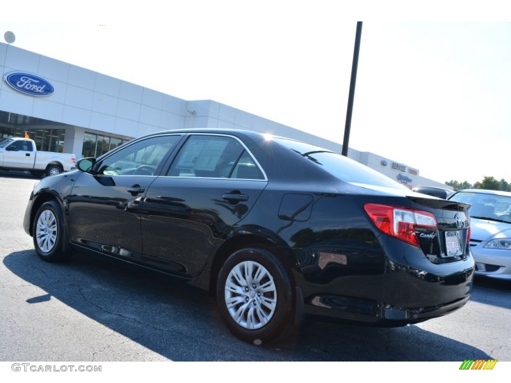 2012 Camry L - Attitude Black Metallic / Ivory photo #5