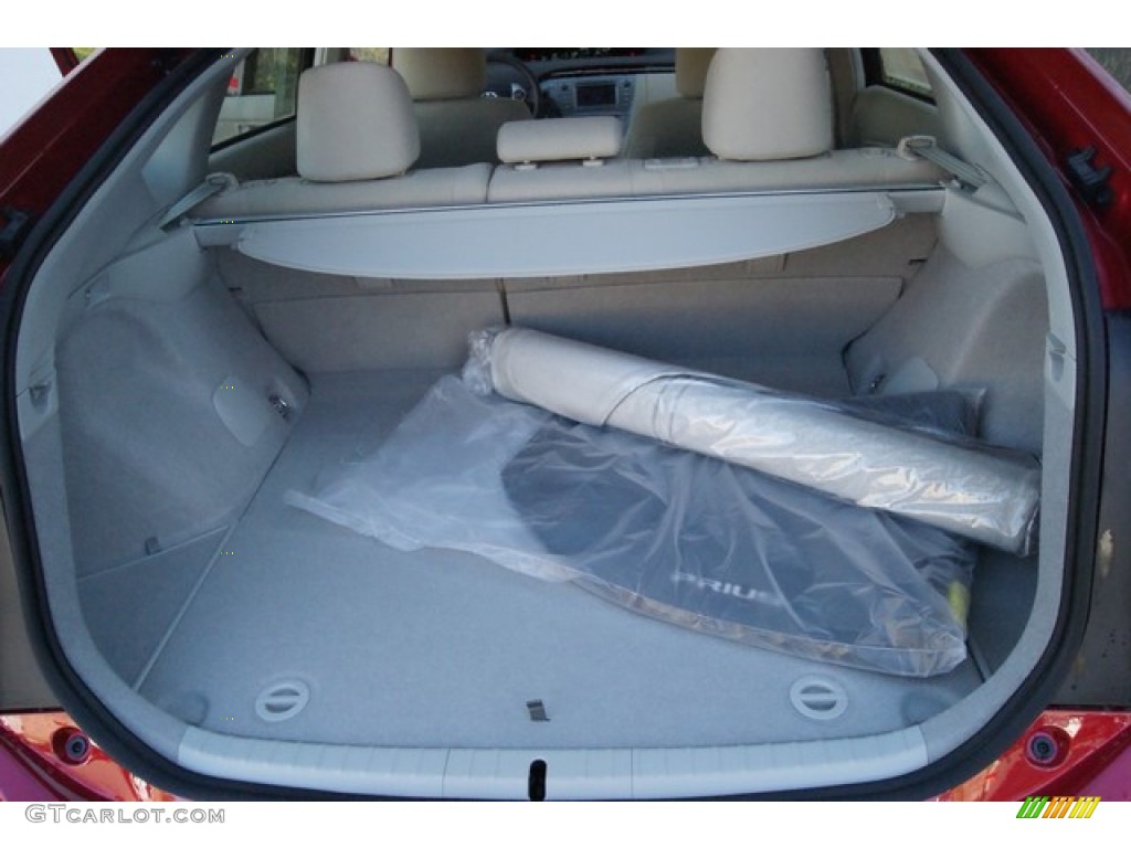 2015 Toyota Prius Three Hybrid Trunk Photo #97792617
