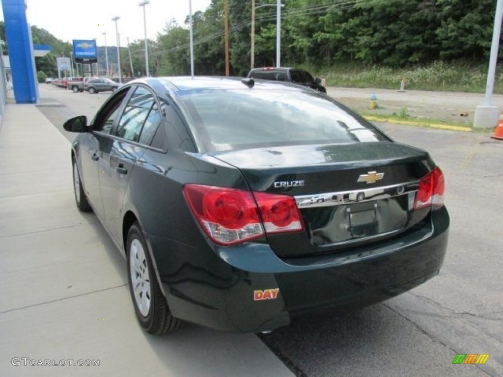 2014 Cruze LS - Rainforest Green Metallic / Jet Black/Medium Titanium photo #6
