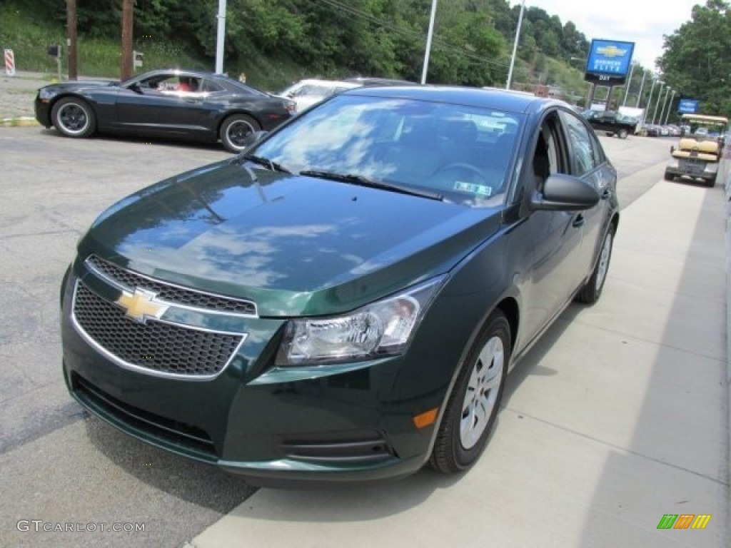 2014 Cruze LS - Rainforest Green Metallic / Jet Black/Medium Titanium photo #7